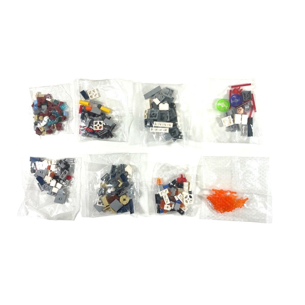 LEGO 8 Piece Assorted New Sealed Bag Lot Bricks & Pieces With‎ 2 Heads NEW!